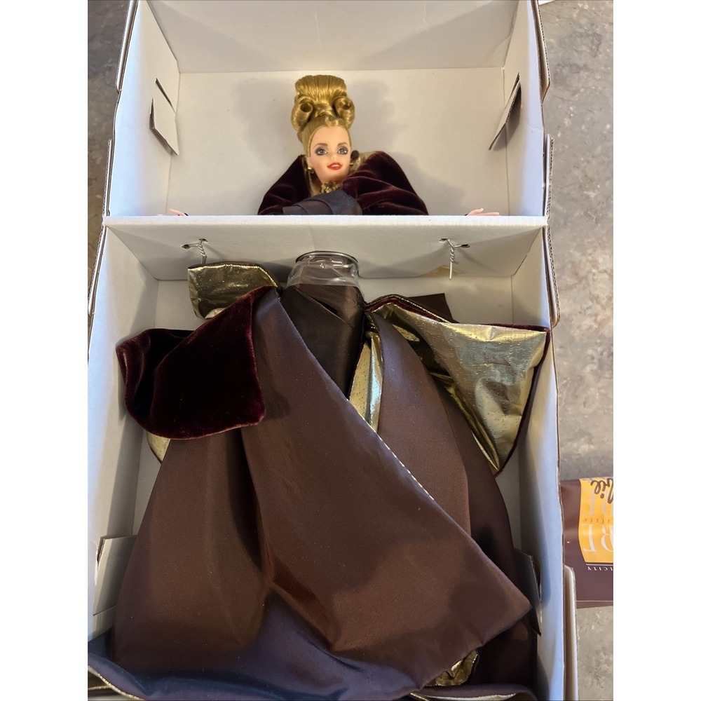 Portrait in Taffeta Couture Collection Barbie Doll 1996